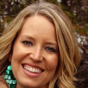 Meet your Posher, Carissa